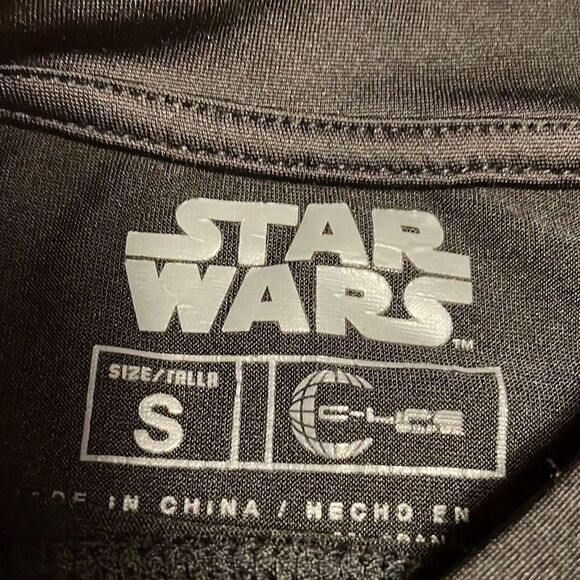 EUC! Black Star Wars Darth Vader Dry Fit Short Sleeve Tee -Size Small - Picture 4 of 4